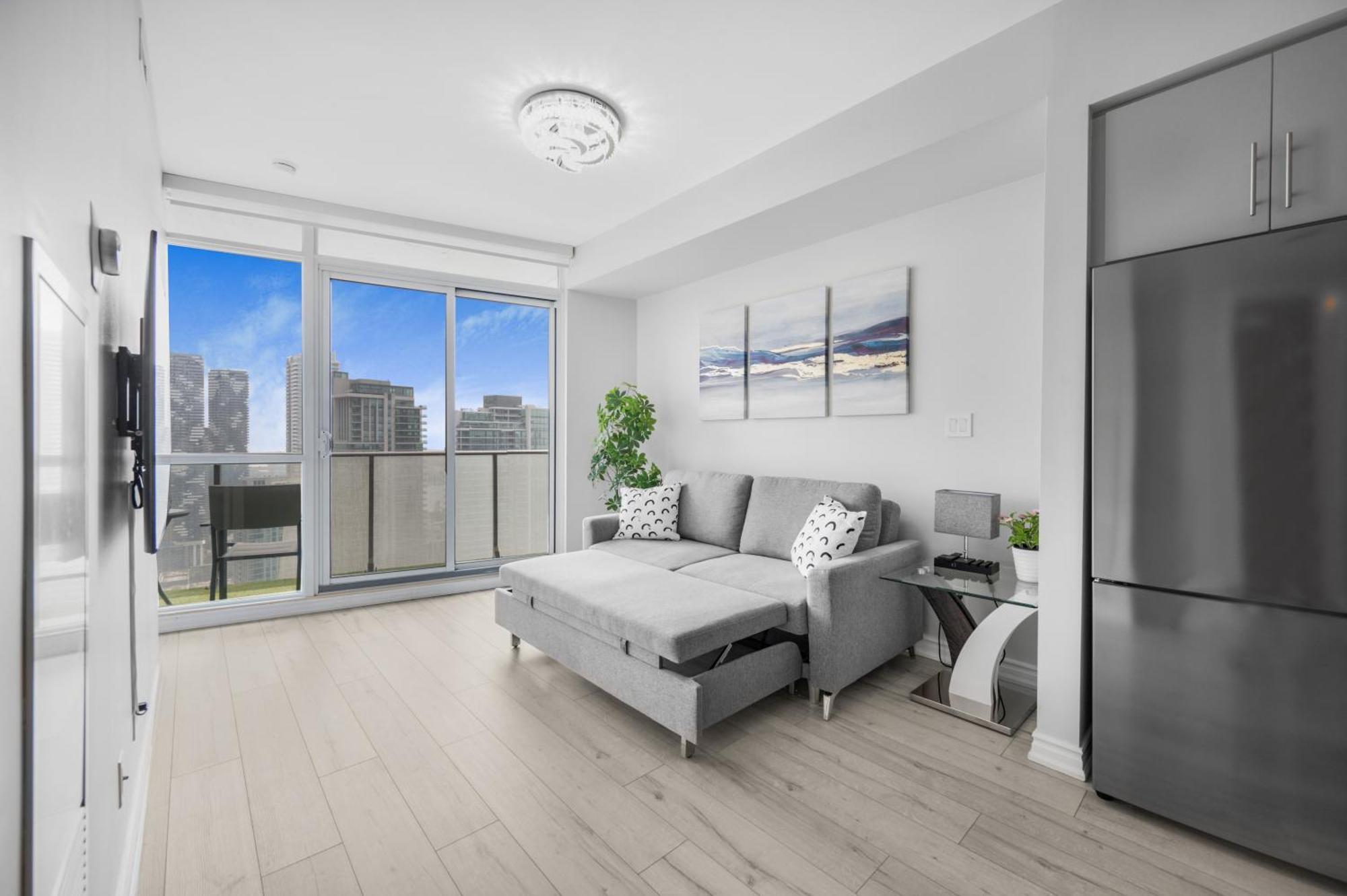 Luxury Downtown Toronto 2 Bedroom Suite With City And Lake Views And Free Parking Exterior photo